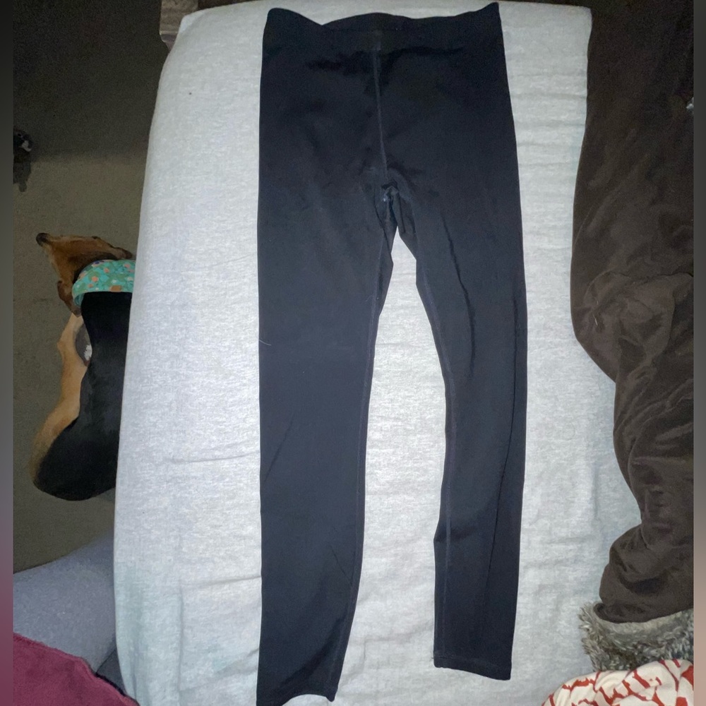 Fabletics Back Scrunch Black Full Length Leggings